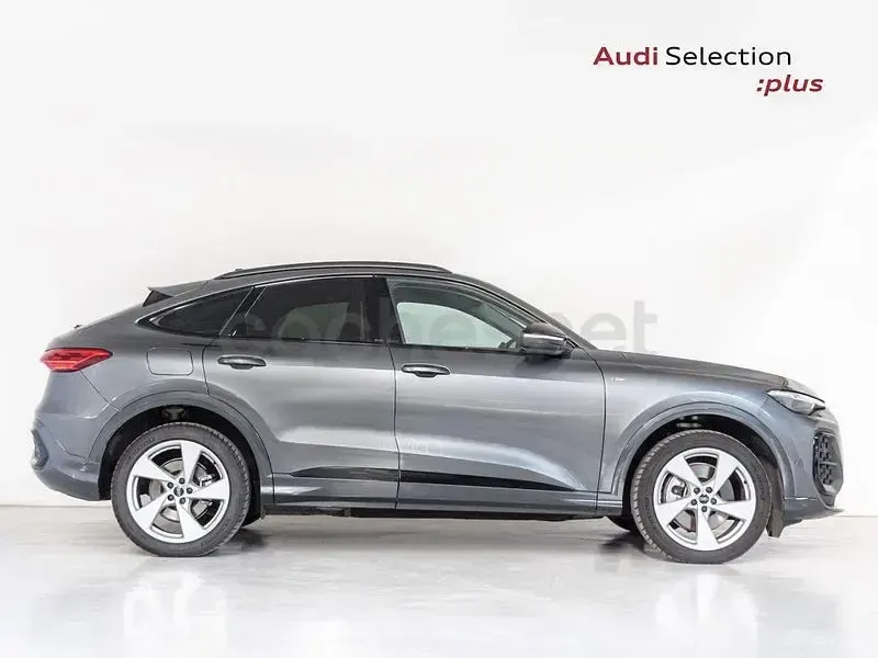 Usado Audi Q5 Sportback Ambiente 204 CV (150 kW) 2025 Gris SUV