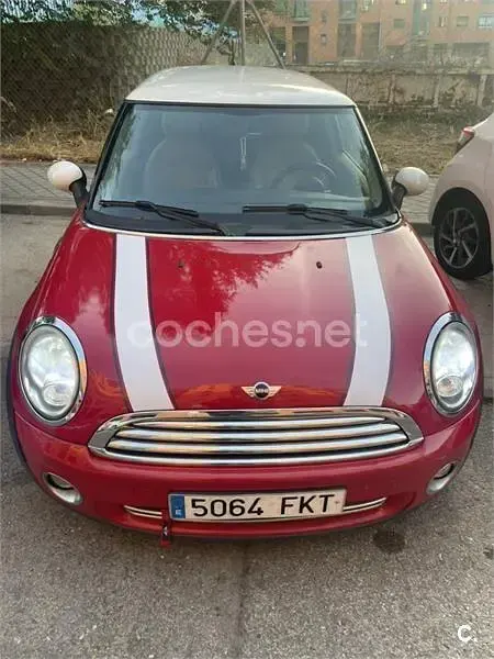 Usado Mini Cooper 116 CV (85 kW) 2006 Rojo Utilitario