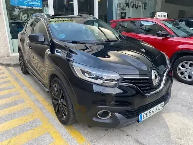 Usado Renault Kadjar Zen 130 CV (95 kW) 2018 Negro SUV