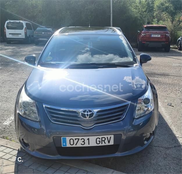 Azul Usado 2009 Toyota Avensis Executive Familiar | 5899 € (Buen precio) - Imagen 1/4