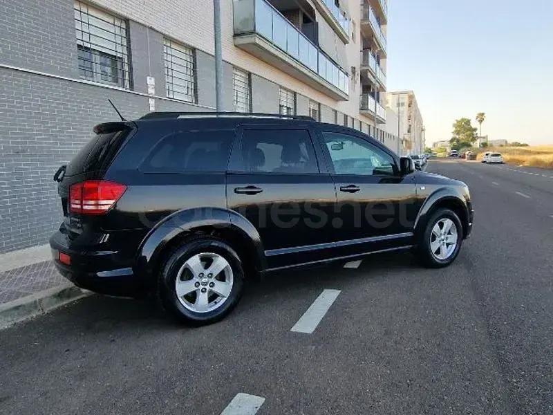 Usado Dodge Journey SE 140 CV (102 kW) 2010 Negro SUV