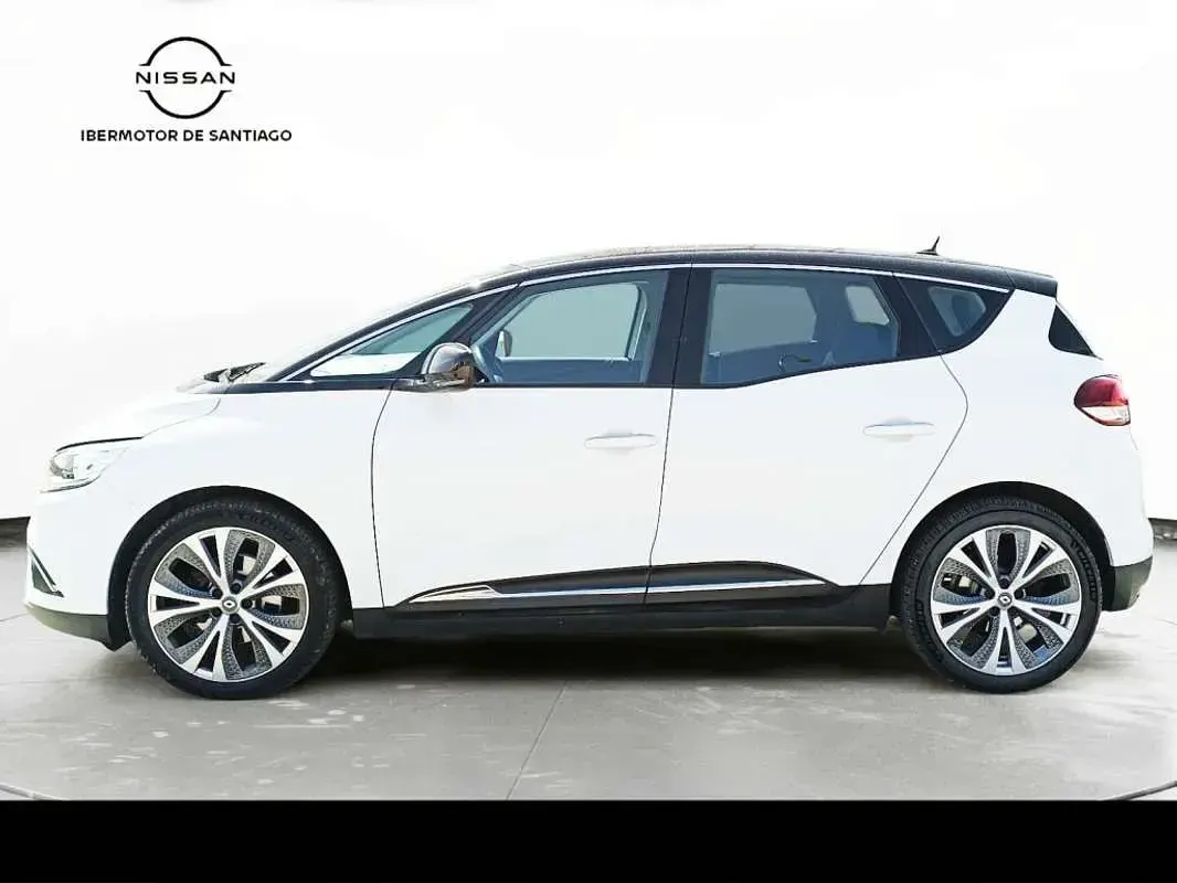 Begagnad Renault Scénic IV Zen 131 HK (96 kW) 2017 Vit Minibuss