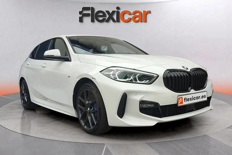 Blanco Usado 2021 BMW 120 Utilitario | 23.990 € (Precio justo) - Imagen 1/4