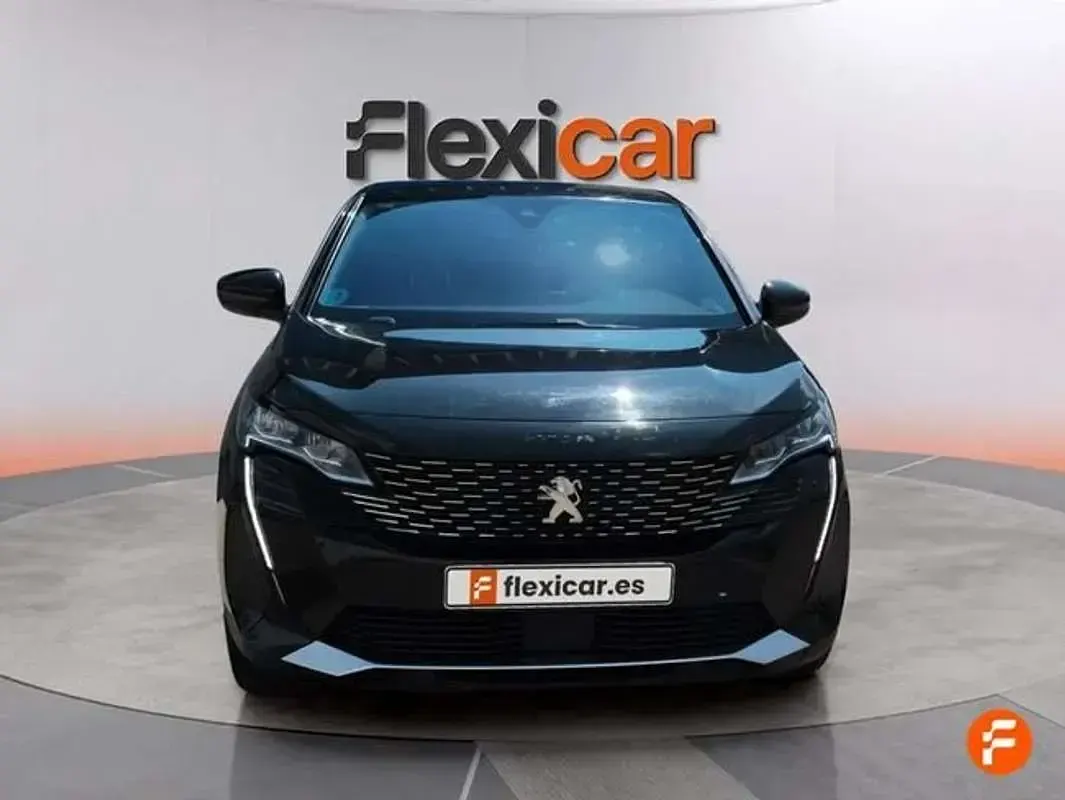 Usado Peugeot 5008 Active 131 CV (96 kW) 2021 Negro SUV