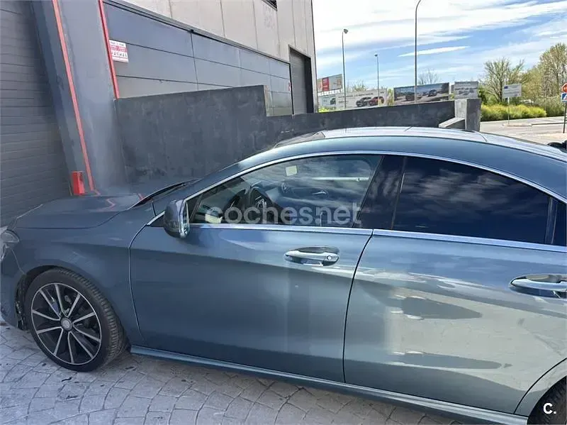 Usado Mercedes CLA200 Urban 156 CV (114 kW) 2013 Azul Coupe