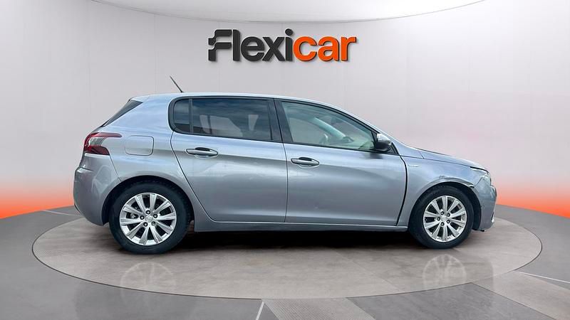 Usado Peugeot 308 Active 131 CV (96 kW) 2020 Gris Berlina