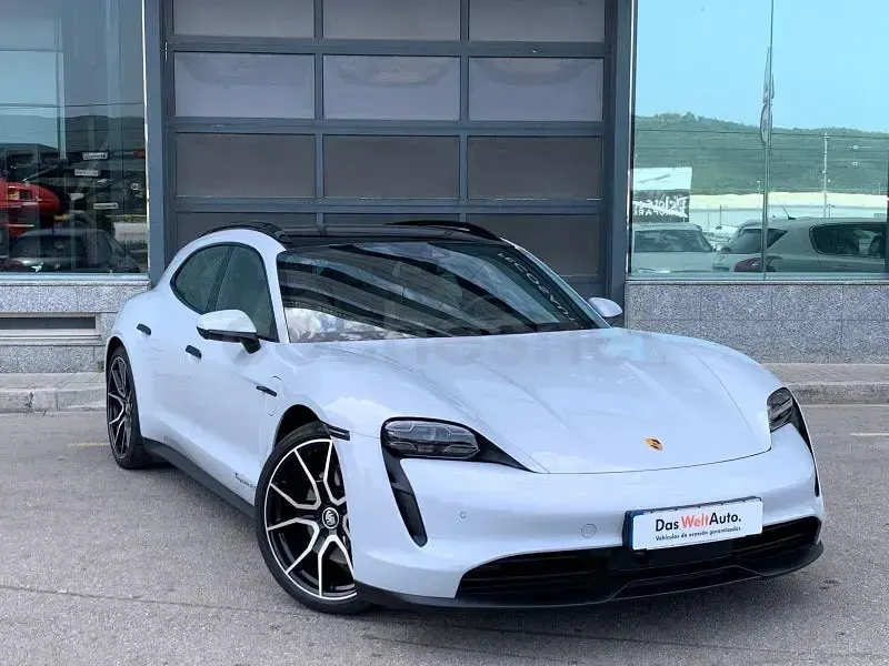 Usado Porsche Taycan 4S Sport Turismo Sport Turismo 300 kW (408 CV) 2022 Eléctrico Familiar