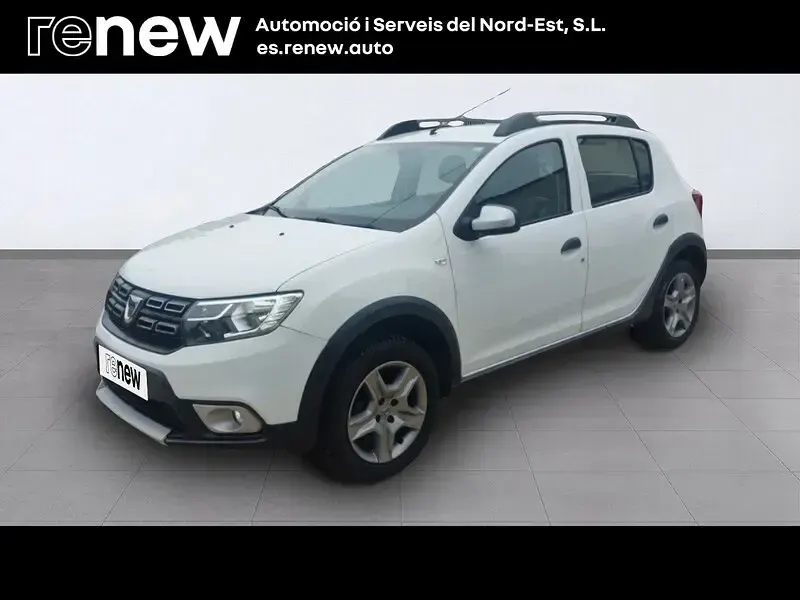 Usado Dacia Sandero Comfort 90 CV (66 kW) 2018 Blanco Berlina