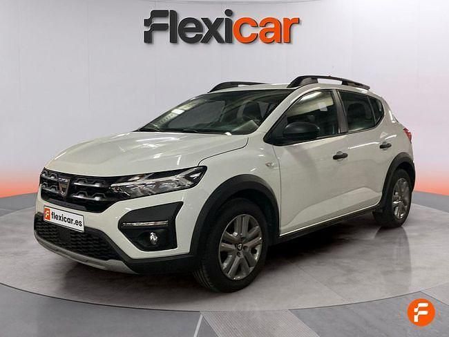 Usado Dacia Sandero Essentiel 91 CV (66 kW) 2022 Blanco Berlina