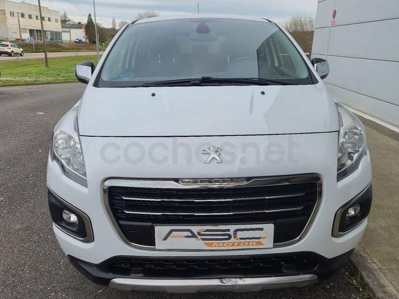 Usado Peugeot 3008 Style 115 CV (84 kW) 2014 Blanco Familiar