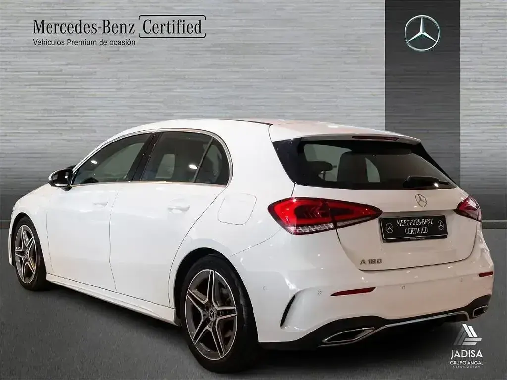 Usado Mercedes A180 136 CV (100 kW) 2022 Blanco polar Berlina