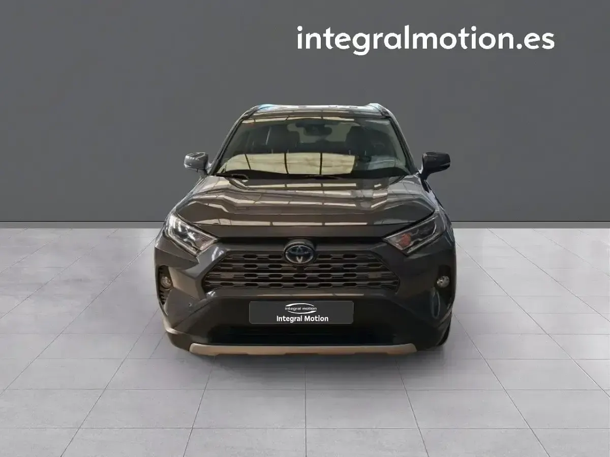 Occasion Toyota RAV4 Hybrid Luxury 217 PK (159 kW) 2021 Grijs SUV