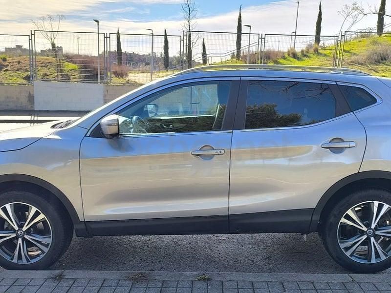 Usado Nissan Qashqai Tekna 116 CV (85 kW) 2018 Gris SUV