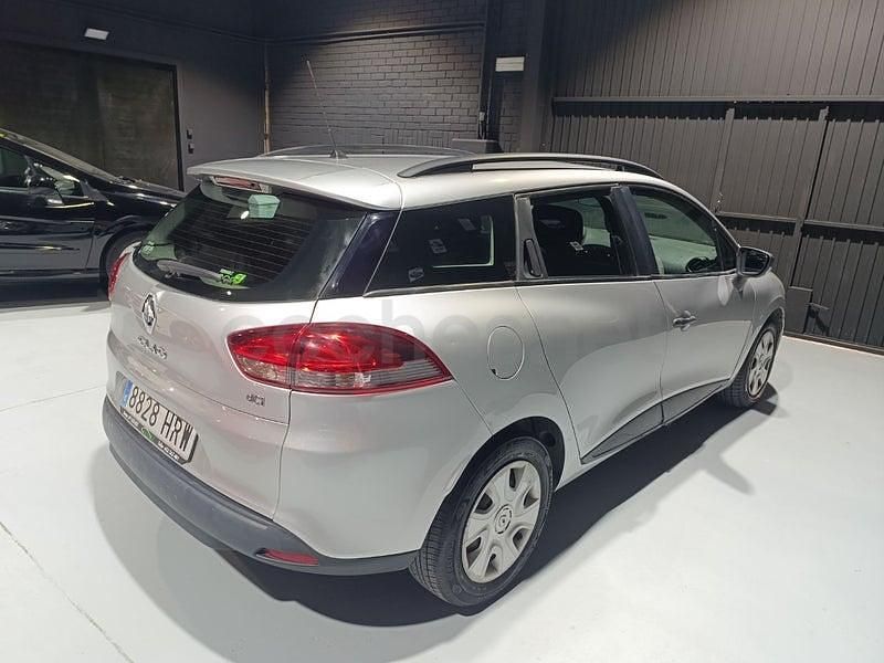 Usado Renault Clio GrandTour 90 CV (66 kW) 2014 Gris / plata Familiar
