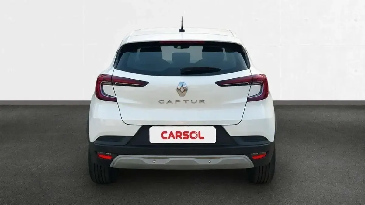 Usado Renault Captur Equilibre 101 CV (74 kW) 2023 Blanco SUV