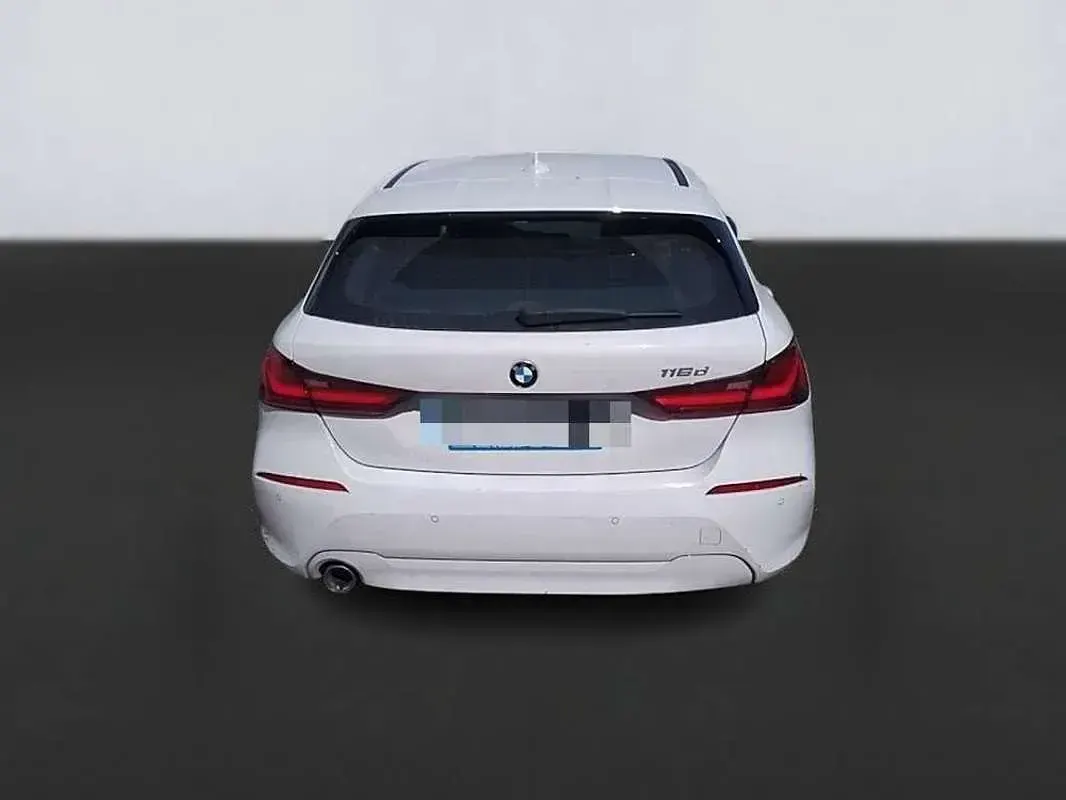Usado BMW 116 Performance 116 CV (85 kW) 2023 Blanco Utilitario