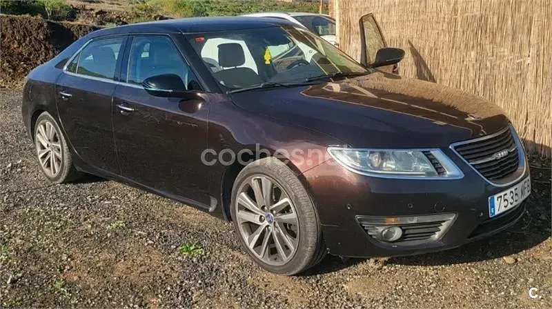 Usado Saab 9-5 Vector 160 CV (117 kW) 2011 Granate Berlina