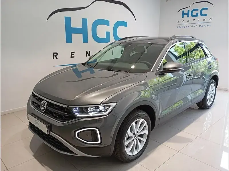 Usado VW T-Roc 115 CV (84 kW) 2025 Gris / plata SUV