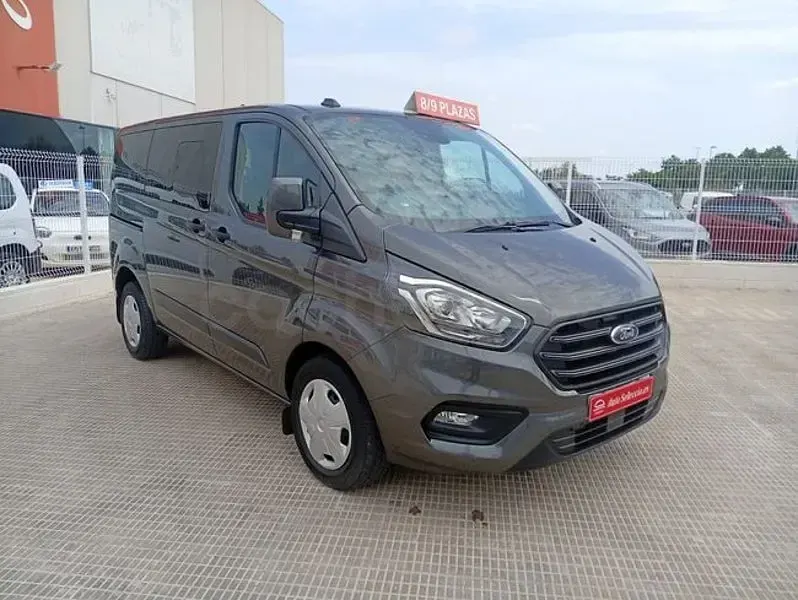 Usado Ford Transit Custom Nugget 150 CV (110 kW) 2023 Gris / plata Monovolumen