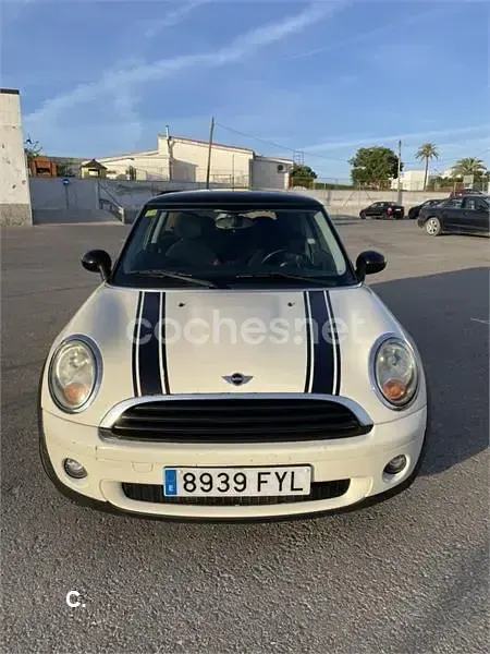 Usado Mini ONE 90 CV (66 kW) 2007 Beige Utilitario