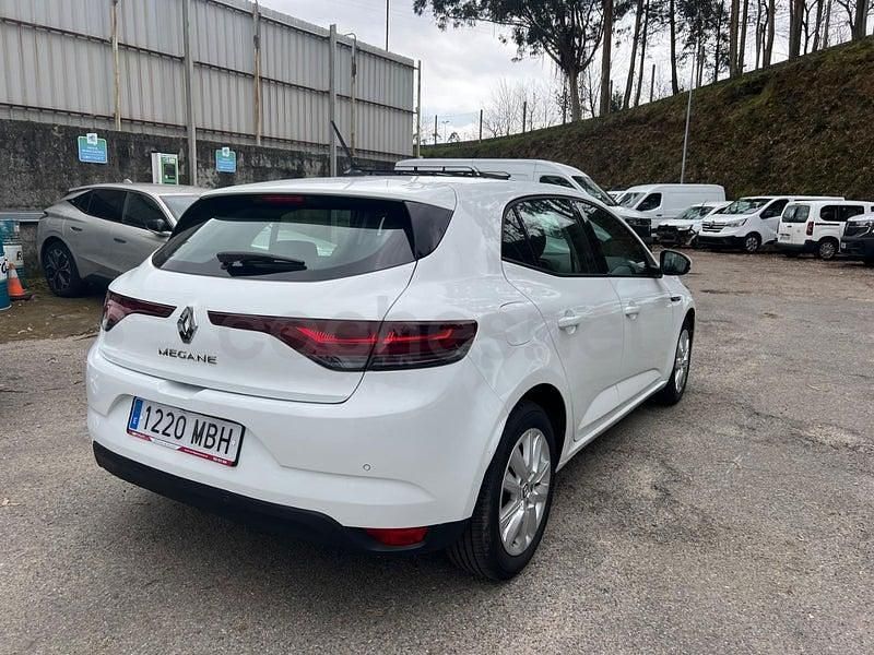 Usado Renault Mégane IV Equilibre 140 CV (102 kW) 2022 Blanco Berlina