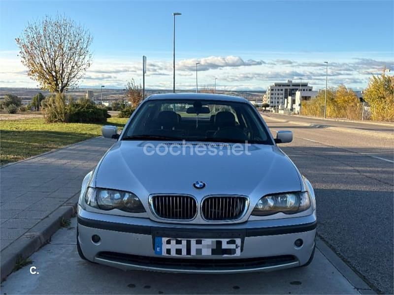 Usado BMW 320 177 CV (130 kW) 2009 Gris / plata Berlina