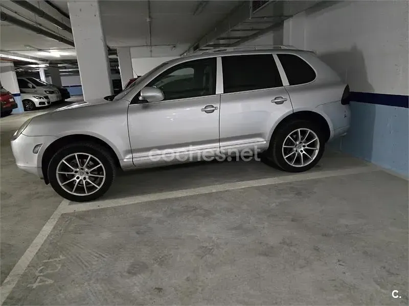 Usado Porsche Cayenne 250 CV (183 kW) 2006 Gris / plata SUV