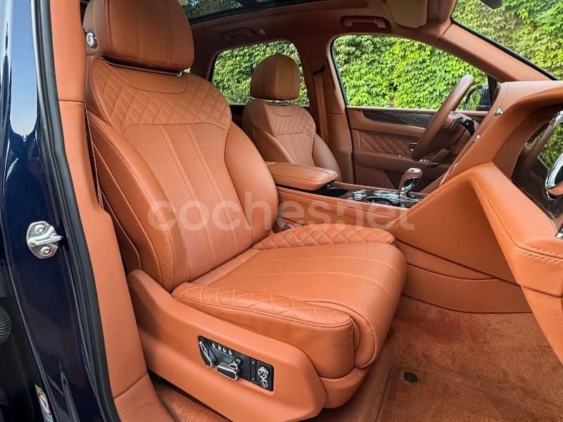 Azul Usado 2019 Bentley Bentayga SUV | 129.900 € (Buen precio) - Imagen 1/4