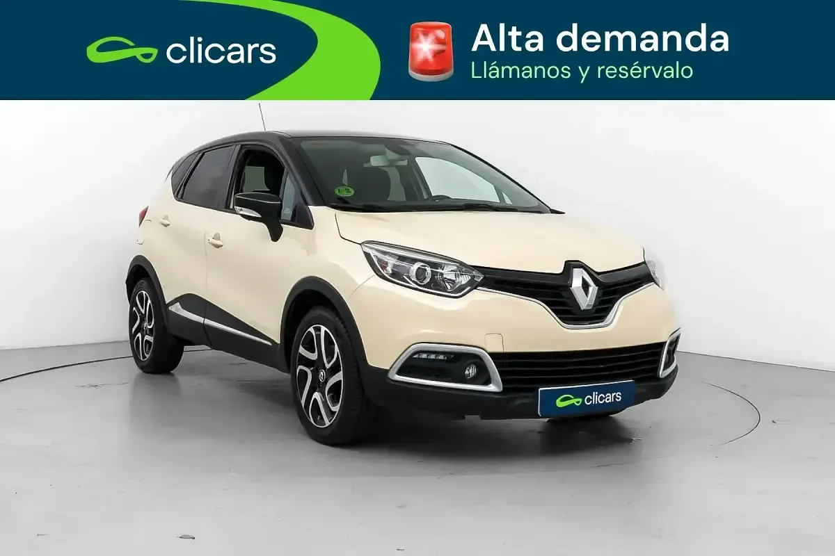 Usado Renault Captur Intens 90 CV (66 kW) 2017 Beige SUV