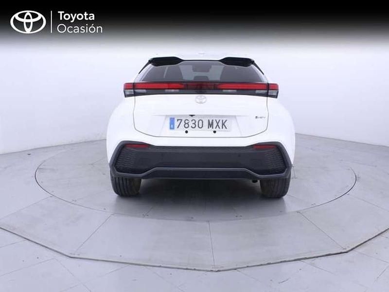 Usado Toyota C-HR Advance 140 CV (102 kW) 2024 Blanco SUV