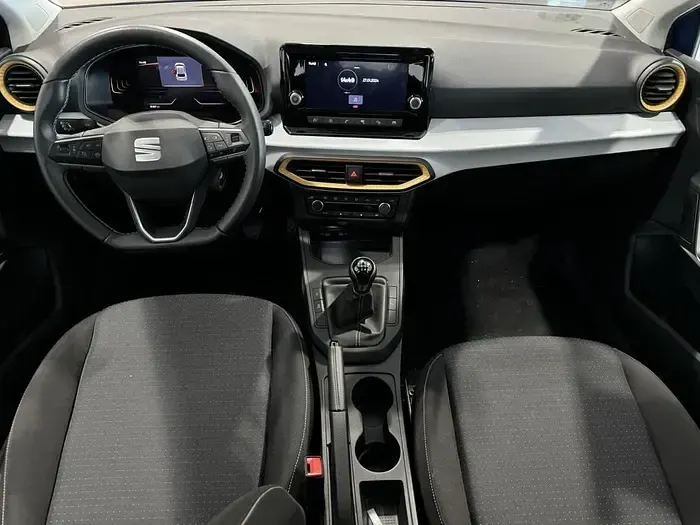 Usado Seat Arona Style 115 CV (84 kW) 2025 Gris SUV