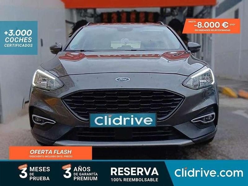 Usado Ford Focus Active 120 CV (88 kW) 2020 Gris Familiar
