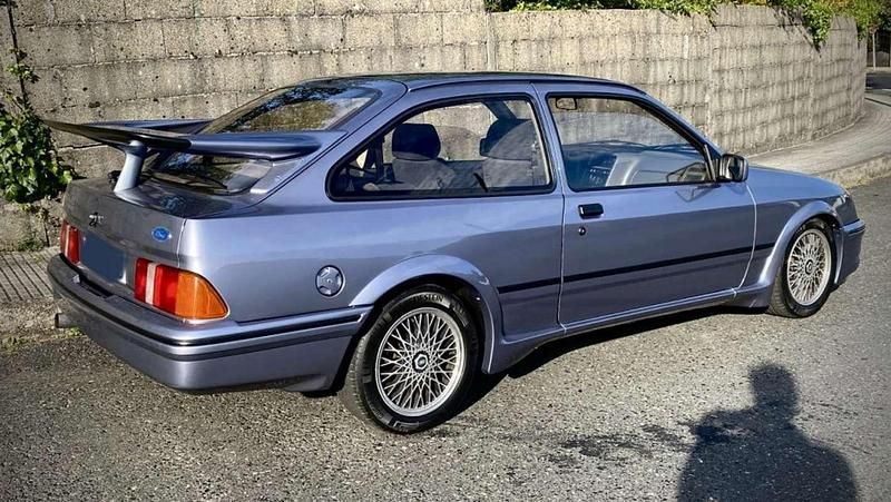Usado Ford Sierra 204 CV (150 kW) 1988 Gris Berlina