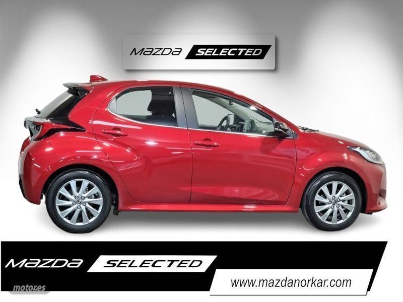 Usado Mazda 2 116 CV (85 kW) 2023 Rojo Berlina