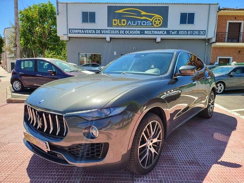 Gris Usado 2018 Maserati Levante SUV | 37.999 € (Buen precio) - Imagen 1/4