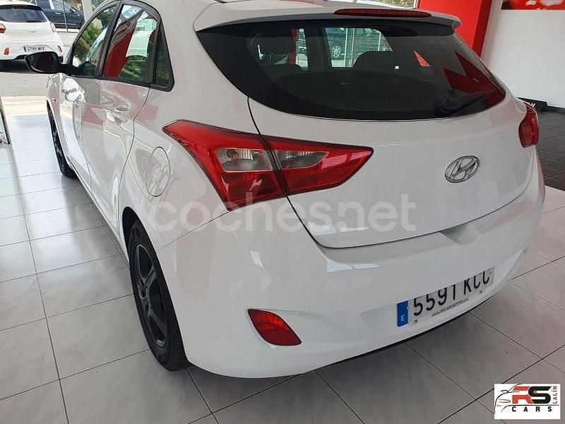 Brugt Hyundai i30 90 HK (66 kW) 2017 Hvid Sedan