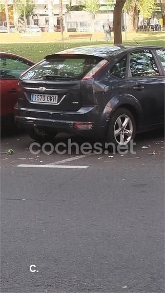 Usado Ford Focus Trend 115 CV (84 kW) 2008 Negro Berlina