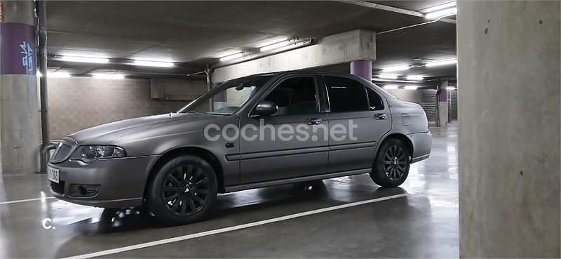 Usado Rover 45 109 CV (80 kW) 2005 Gris / plata Berlina