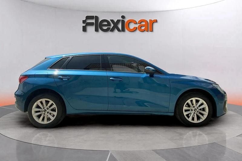 Usado Audi A3 Premium 111 CV (81 kW) 2023 Azul Berlina