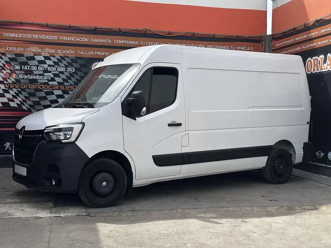 Usado Renault Master 131 CV (96 kW) 2020 Blanco Monovolumen