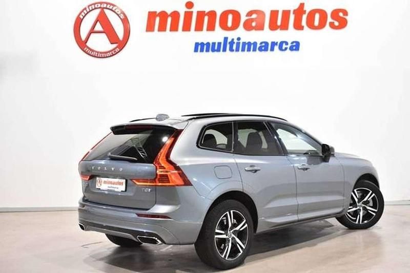 Usado Volvo XC60 R-Design 394 CV (289 kW) 2020 Gris SUV
