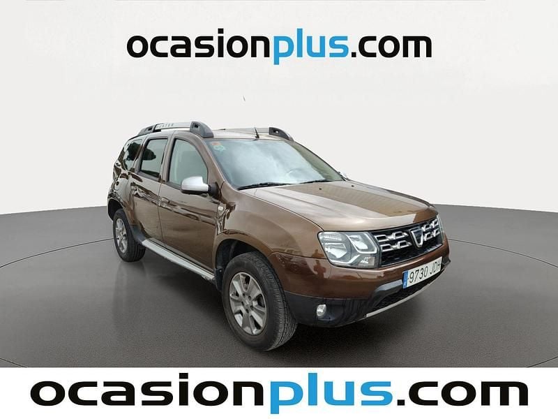 Usado Dacia Duster Lauréate 90 CV (66 kW) 2015 Marrón SUV