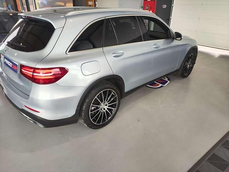 Usado Mercedes GLC220 AMG line 170 CV (125 kW) 2016 Azul SUV
