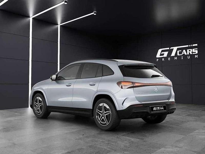 Usado Mercedes EQA250+ AMG 139 kW (190 CV) 2025 Plateado SUV