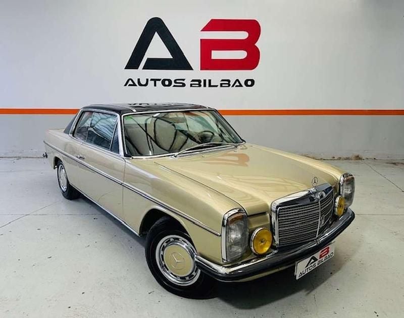 Usado Mercedes 280 160 CV (117 kW) 1974 Beige Coupe