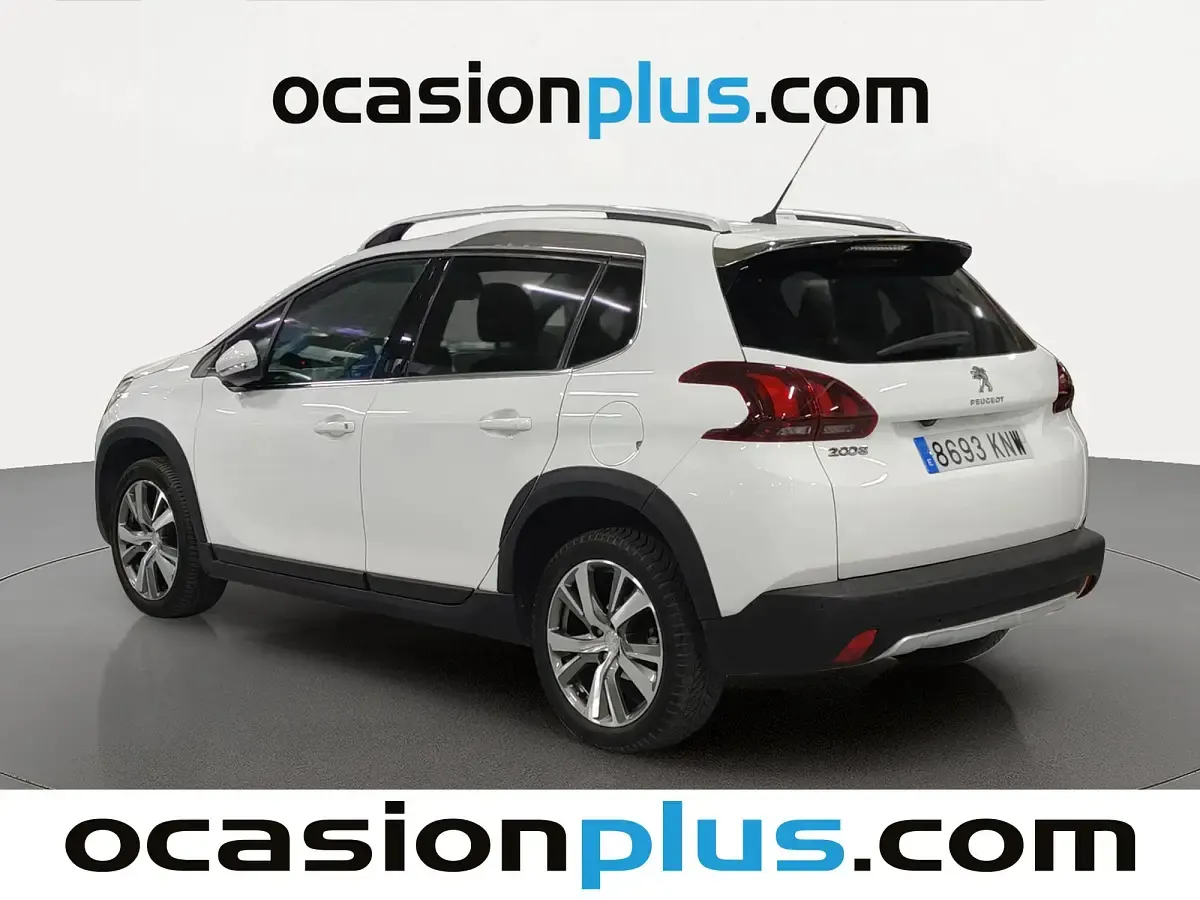 Usado Peugeot 2008 Allure 110 CV (80 kW) 2018 Blanco SUV