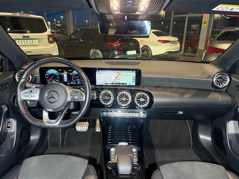 Usado Mercedes A250 218 CV (160 kW) 2021 Negro Berlina