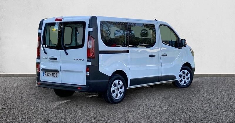 Usado Renault Trafic 150 CV (110 kW) 2025 Monovolumen