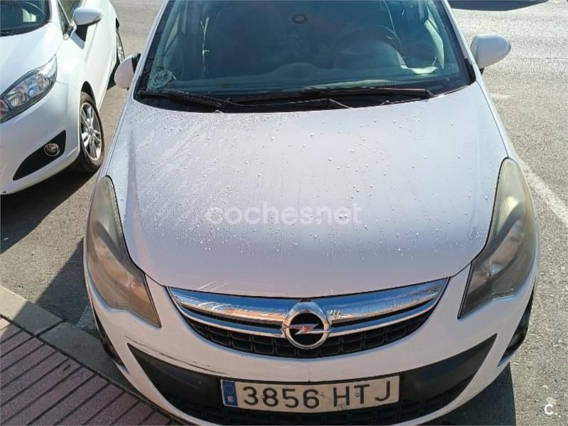 Usado Opel Corsa Color Edition 95 CV (69 kW) 2013 Blanco Utilitario