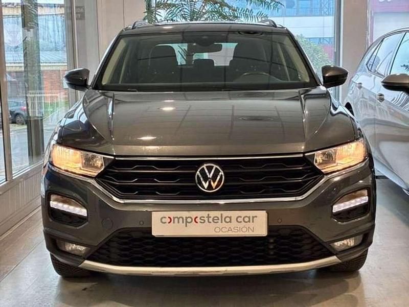 Usado VW T-Roc Advance 150 CV (110 kW) 2021 Plateado SUV